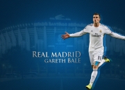 开云APP-年度焦点之战之夜，当舞台灯光亮起，C罗的传奇在巅峰处书写