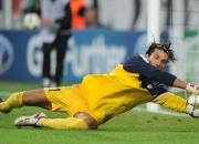 开云体育app-维尼修斯，从桑巴舞者到绿荫统帅—一场定义唯一性的征服之战