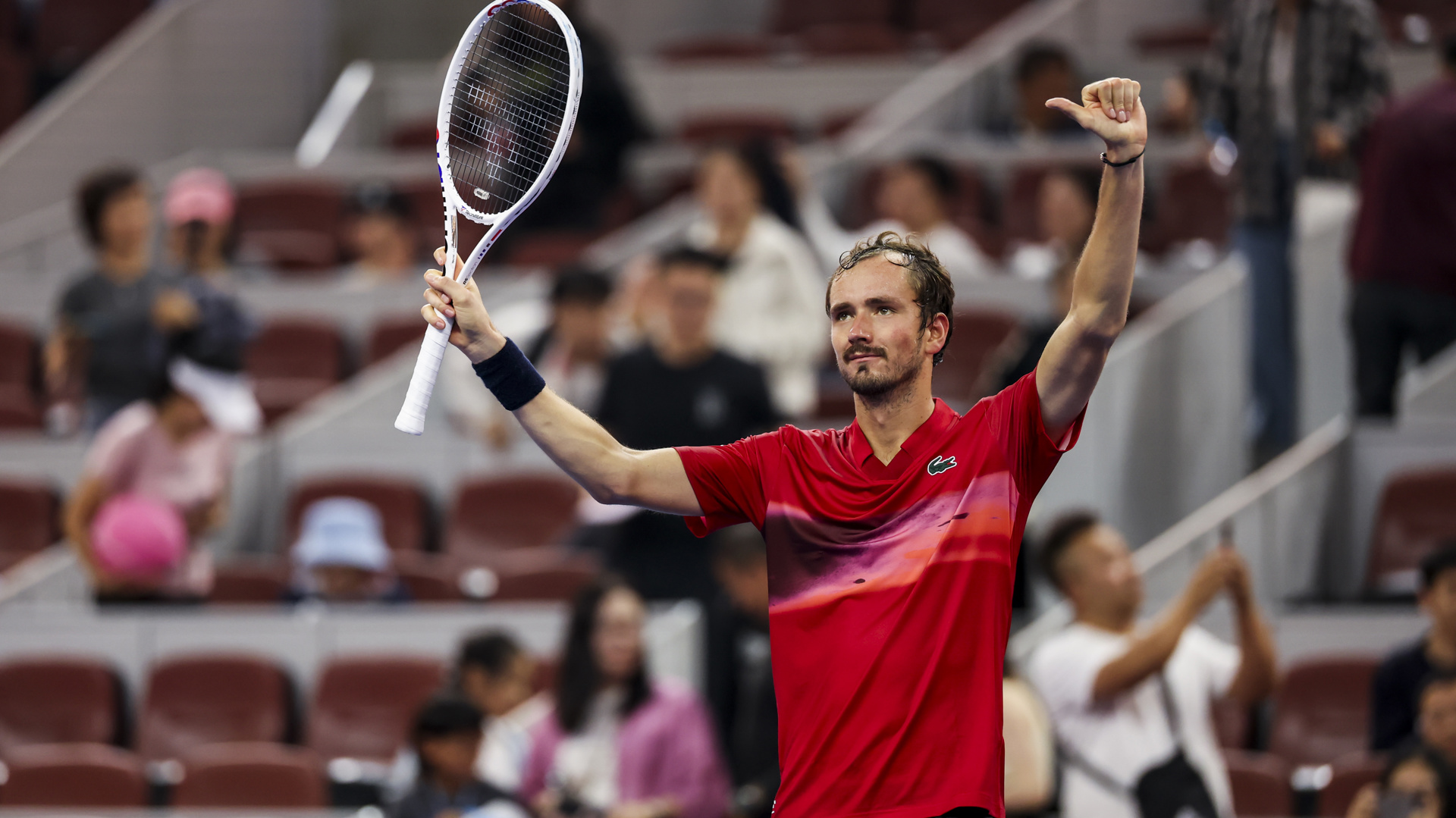 关于英国网球队绝地反击意大利网球队,梅德韦杰夫绝境逆转的信息 关于英国网球队绝地反击意大利网球队,梅德韦杰夫绝境逆转的信息