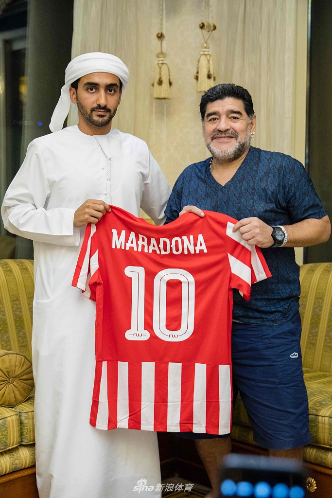 包含阿联酋足坛精英学员选拔赛即将启幕，优秀选手脱颖而出的词条