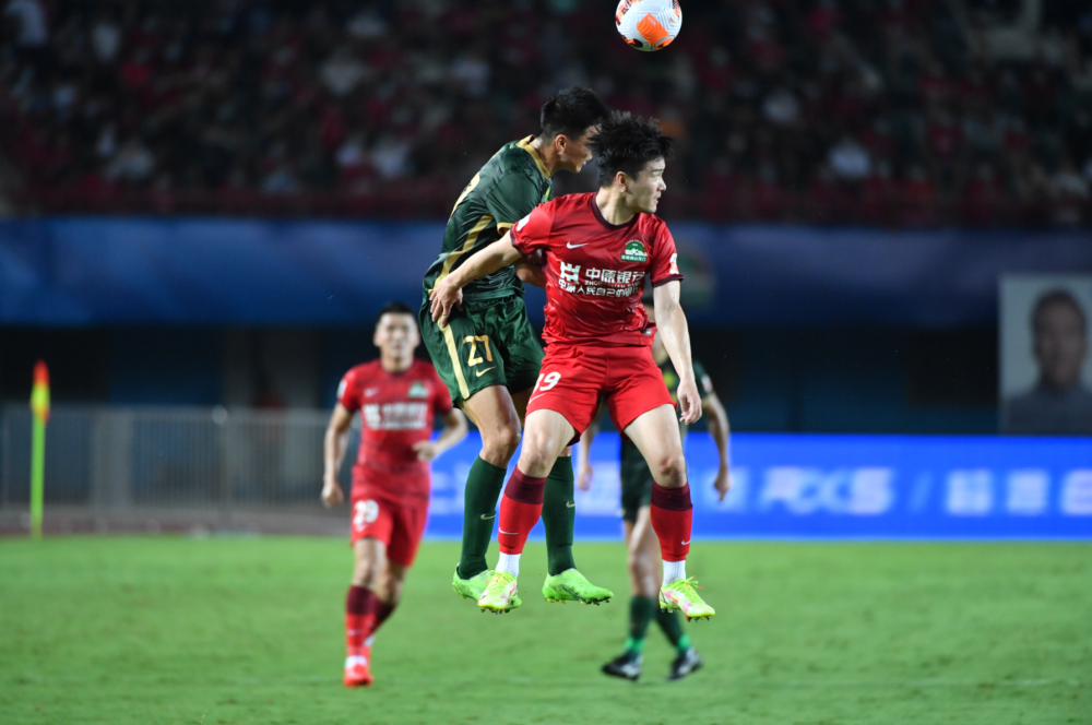 河南嵩山队连胜告捷，积分榜有所攀升的简单介绍