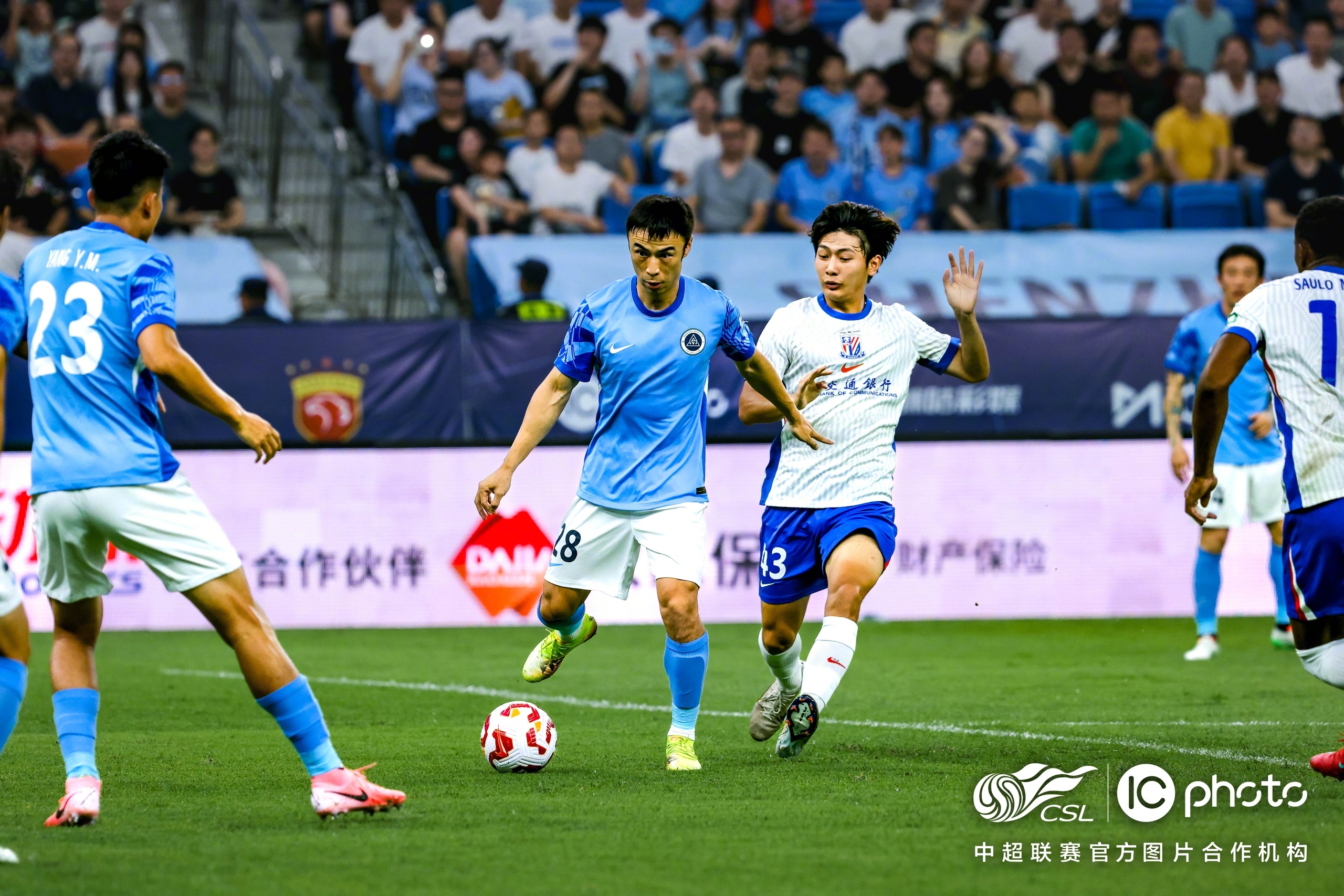 国际赛事中东风球队迎来精彩比赛