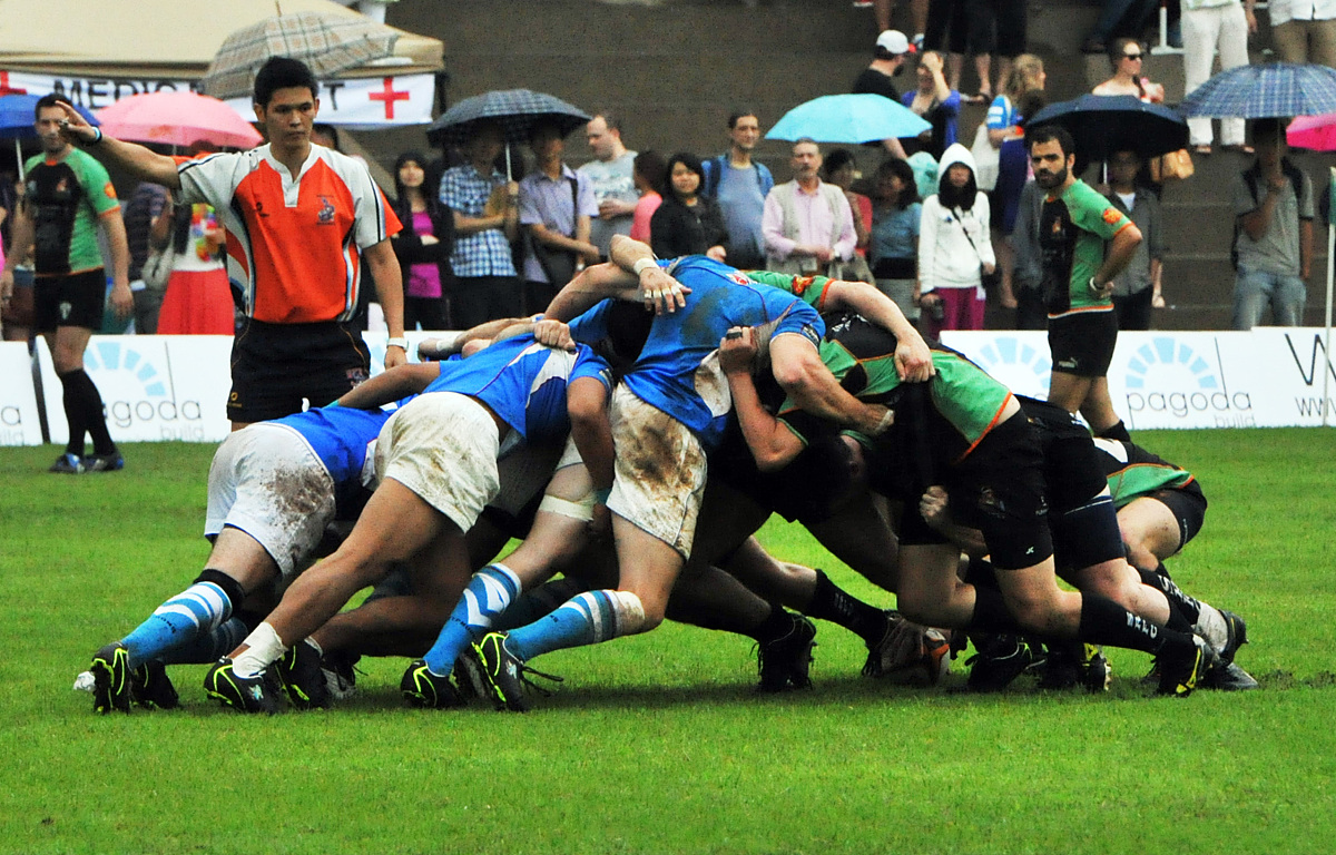 体育精彩瞬间回顾，球场激情再现的简单介绍