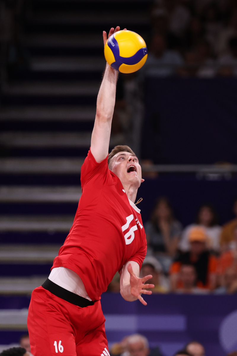 关于瑞典队绝杀波兰队,林高远状态火热的信息 关于瑞典队绝杀波兰队,林高远状态火热的信息