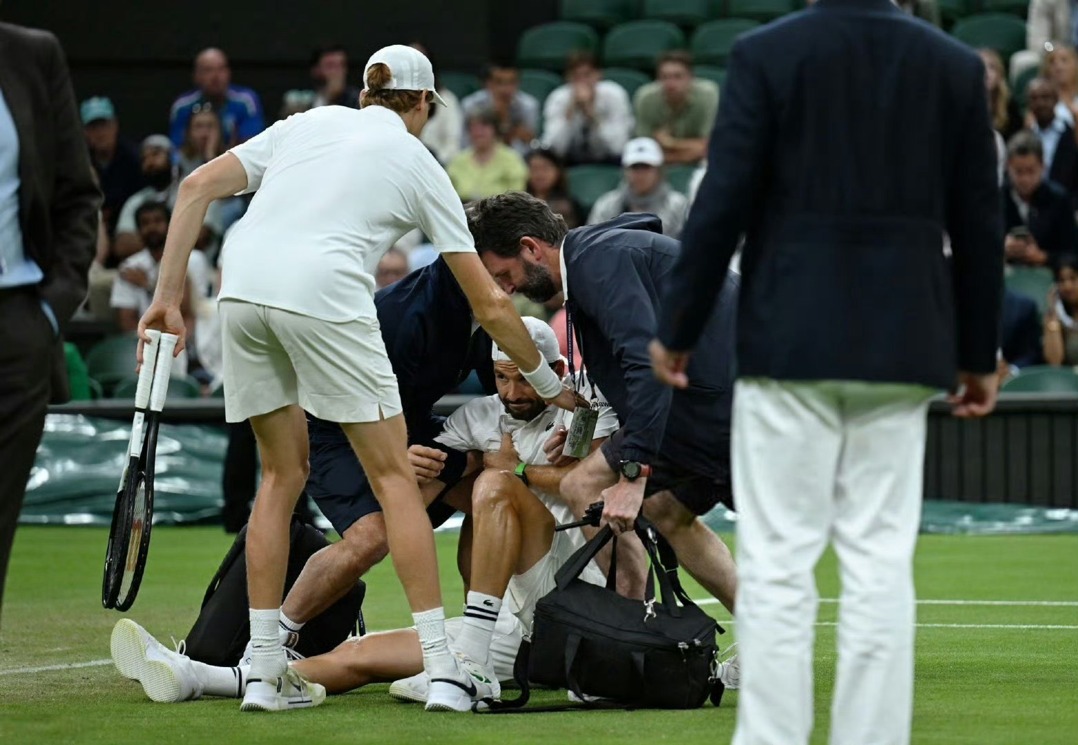 拉沃尔杯鏖战ATP总决赛，辛纳扛起全队的简单介绍