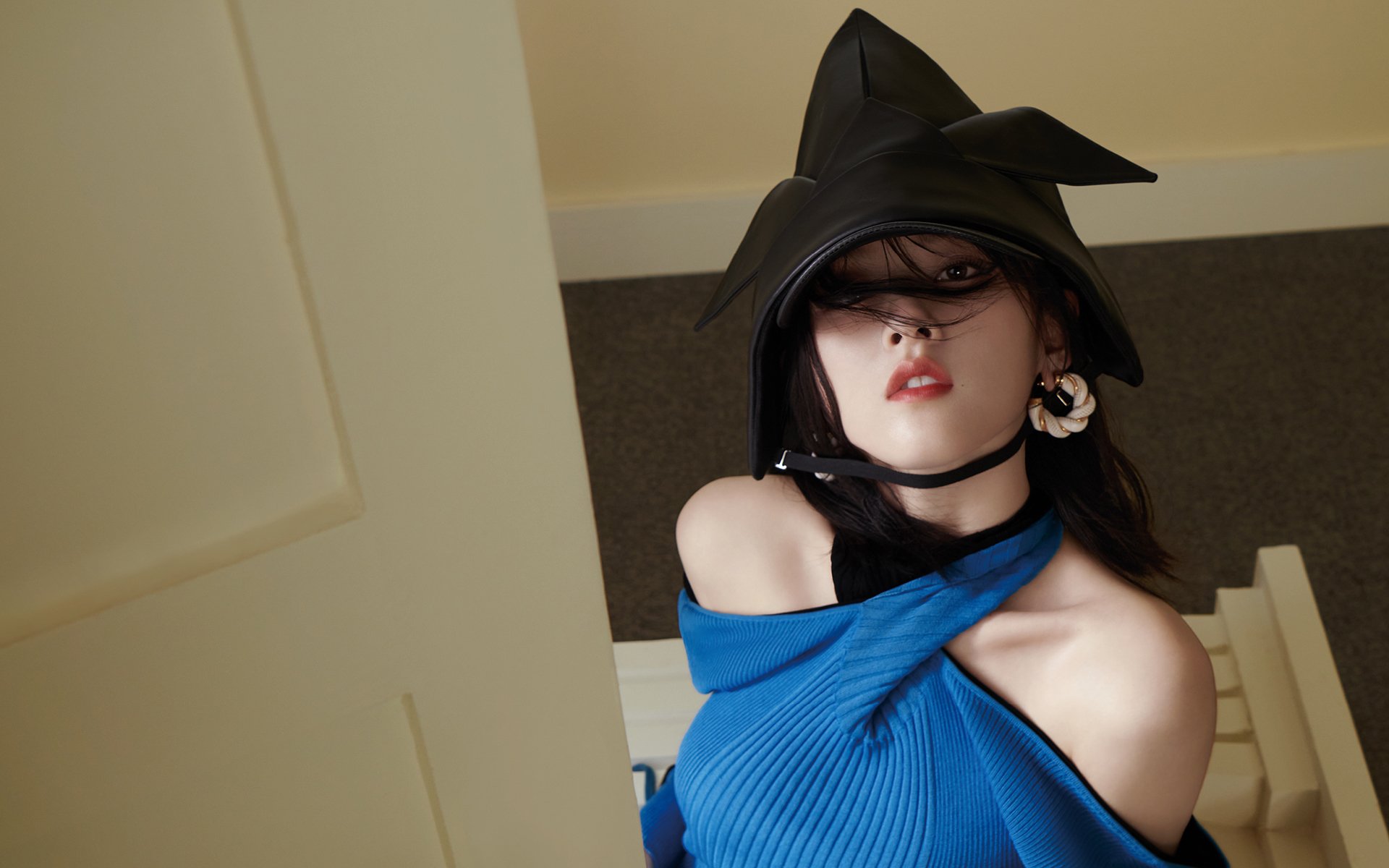 戈麦斯攻防两端统治,澳大利亚爆冷佛罗伦萨,一场颠覆预期的足球盛宴