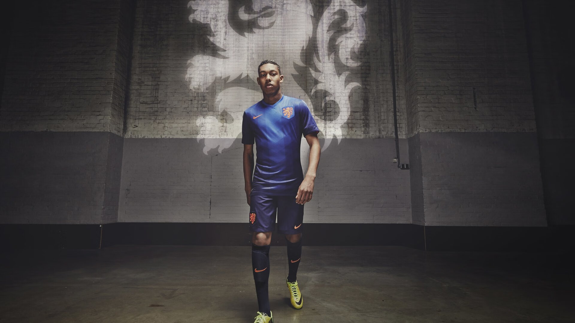 戈贝尔的终极方程式，F1年度争冠之夜的非典型主宰者